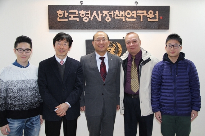 Students from the City University of Hong Kong visit the KIC